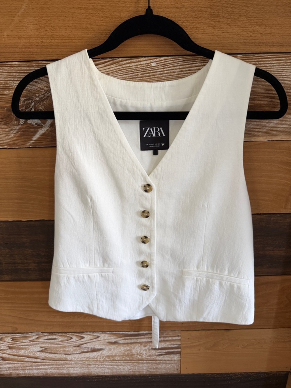 Zara white buttoned vest